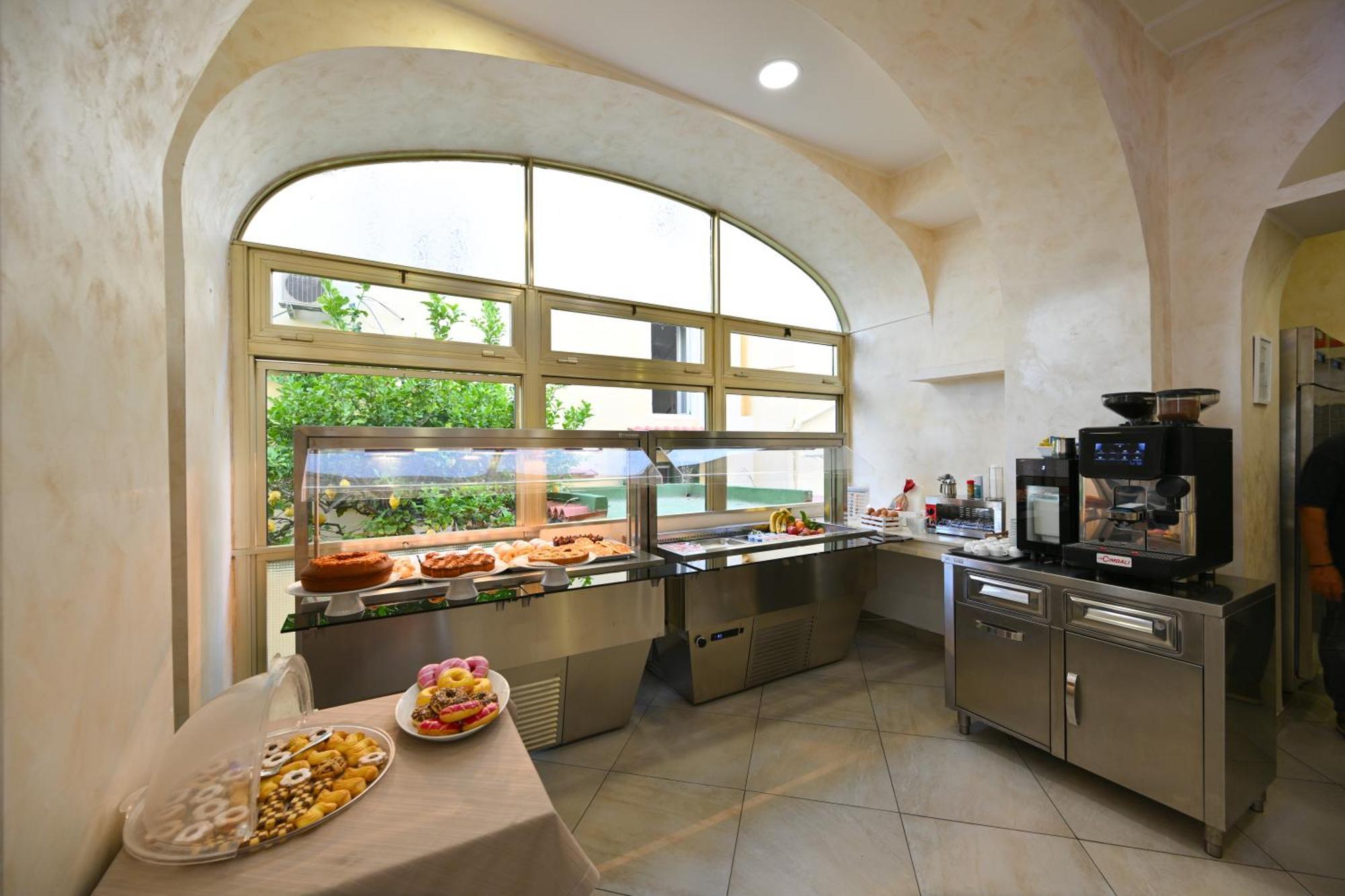 Albergo Atlantic Ischia Exterior photo